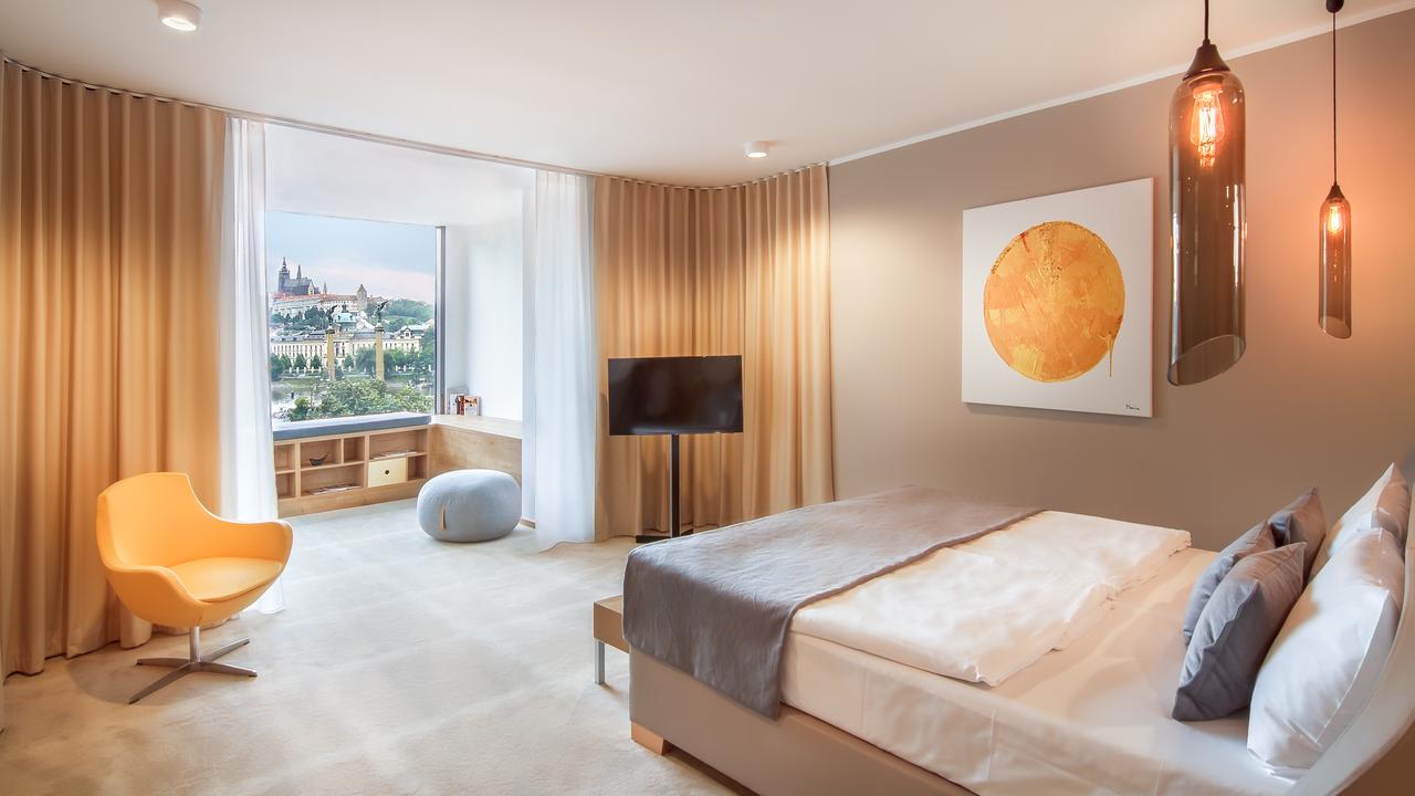 Výhled na Pražský hrad z pokoje President hotelu