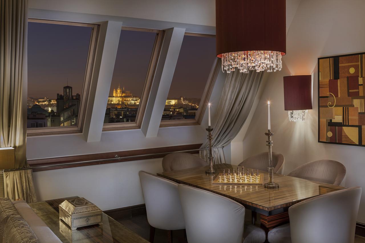 Luxusní pokoj v hotelu Alcron