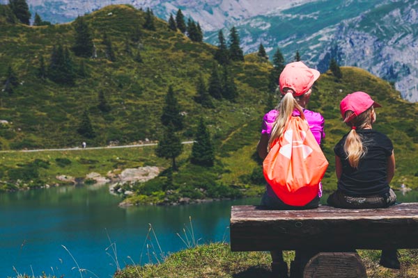 dovolen&aacute; s dětmi