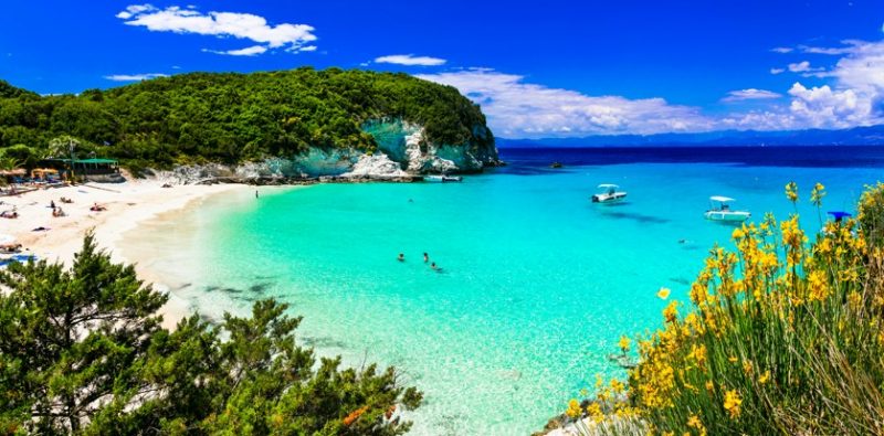 Antipaxos, Korfu