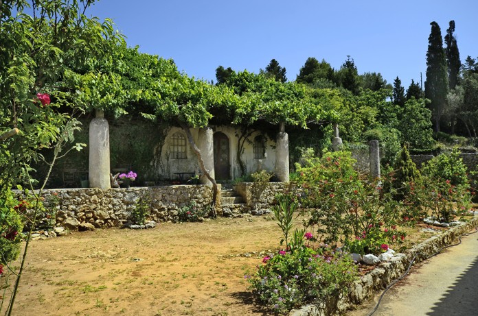 nádvoří klášter Panagia Anafonitrií, Zakynthos